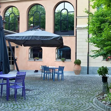 Frola Bed & Breakfast Fossano
